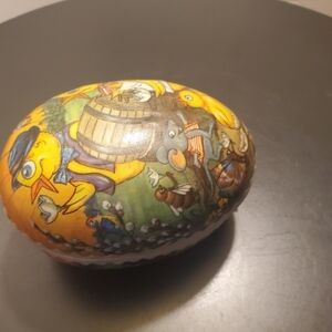 Vintage Paper Mache eggs/ Easter egg/Duck mom and dad/baby duck/bumble bee